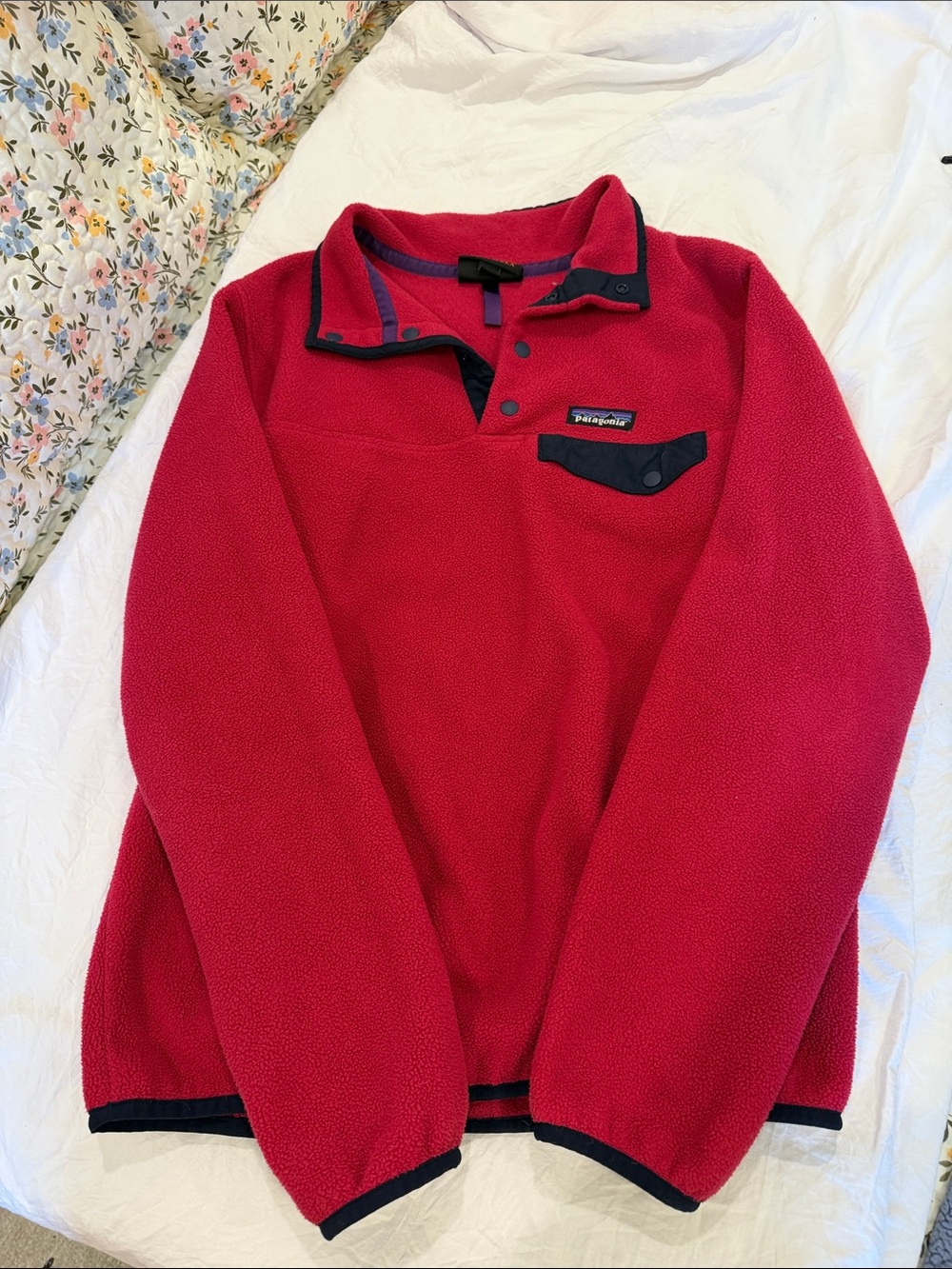 Patagonia women’s  deep pink H Snap-T Fleece Pullover